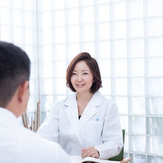 001med_119.jpg